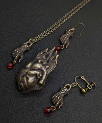 16 directions Dragon's Dogma 2 Heart of the Enlightened Brooch | 4571675895063