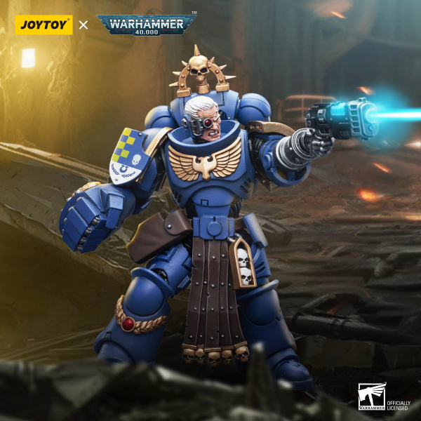 Joy Toy Ultramarines Lieutenant with Power Fist(6973130377677)(6973130377677)