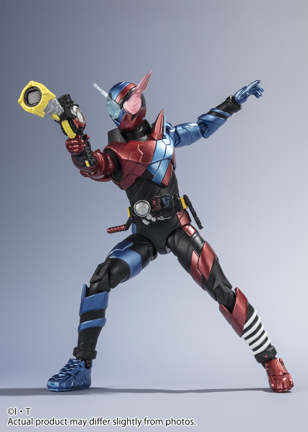 BANDAI Tamashii KAMEN RIDER BUILD RABBIT TANK FORM HEISEI GENERATIONS EDITION "KAMEN RIDER BUILD", Bandai Spirits S.H.Figuarts(4573102657749)(4573102657749)