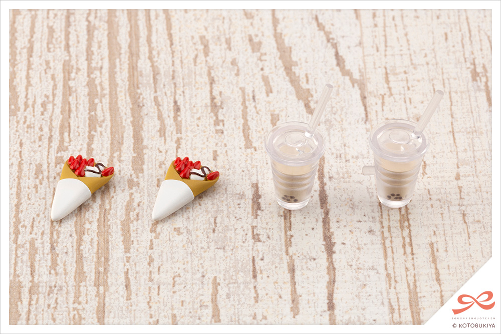 AFTER SCHOOL CAFE TABLE | 4934054022373