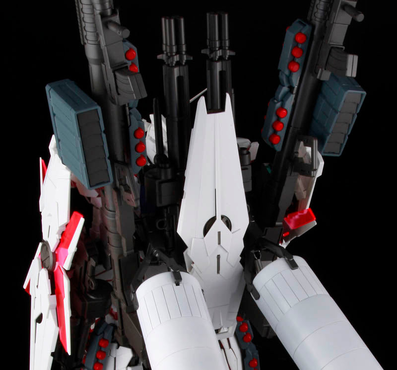 P-Bandai PG 1/60 Full Armor Expansion Unit for Unicorn Gundam (MS body not included)
