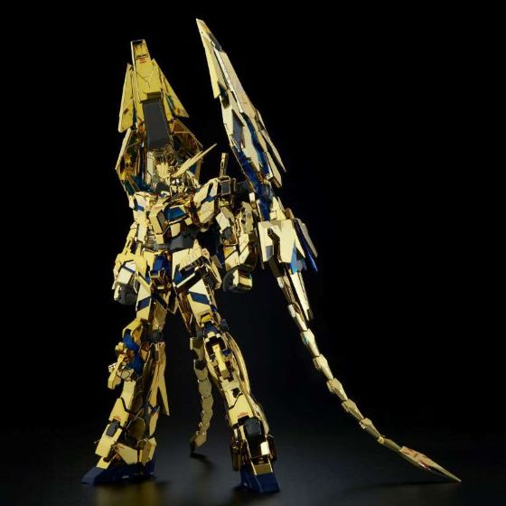 P-Bandai MG 1/100 Unicorn Gundam 03 Phenex (Narrative Ver.)