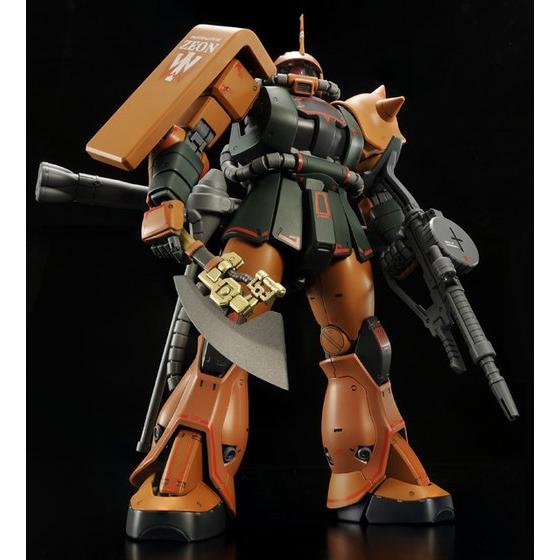P-Bandai MG 1/100 MS-06FS Zaku II (Garma Zabi Use)