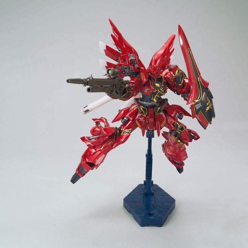 P-Bandai RG 1/144 The Gundam Base Limited Sinanju [Metallic Gloss Injection]