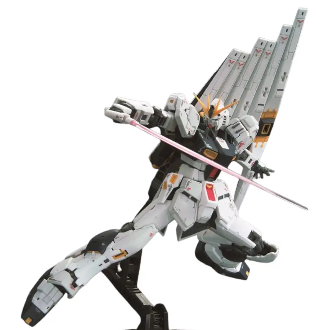 RG 32  Nu GUNDAM | 4573102578426