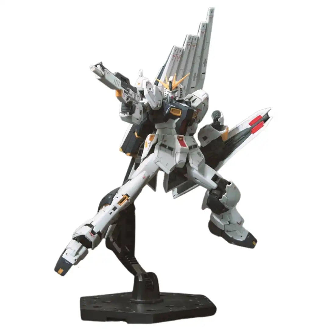 RG 32  Nu GUNDAM | 4573102578426