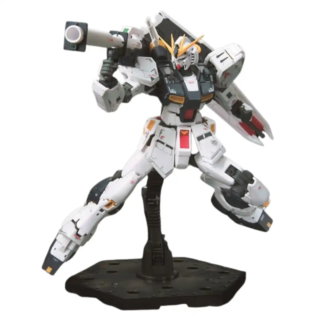 RG 32  Nu GUNDAM | 4573102578426