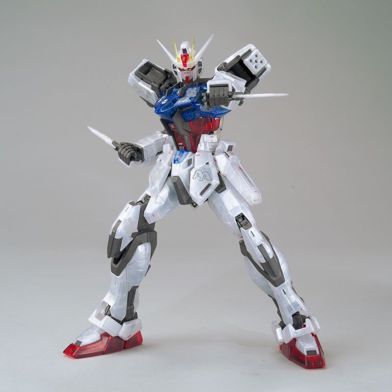 P-Bandai MG 1/100 The Gundam Base Limited Aile Strike Gundam Ver.RM [Clear Color]