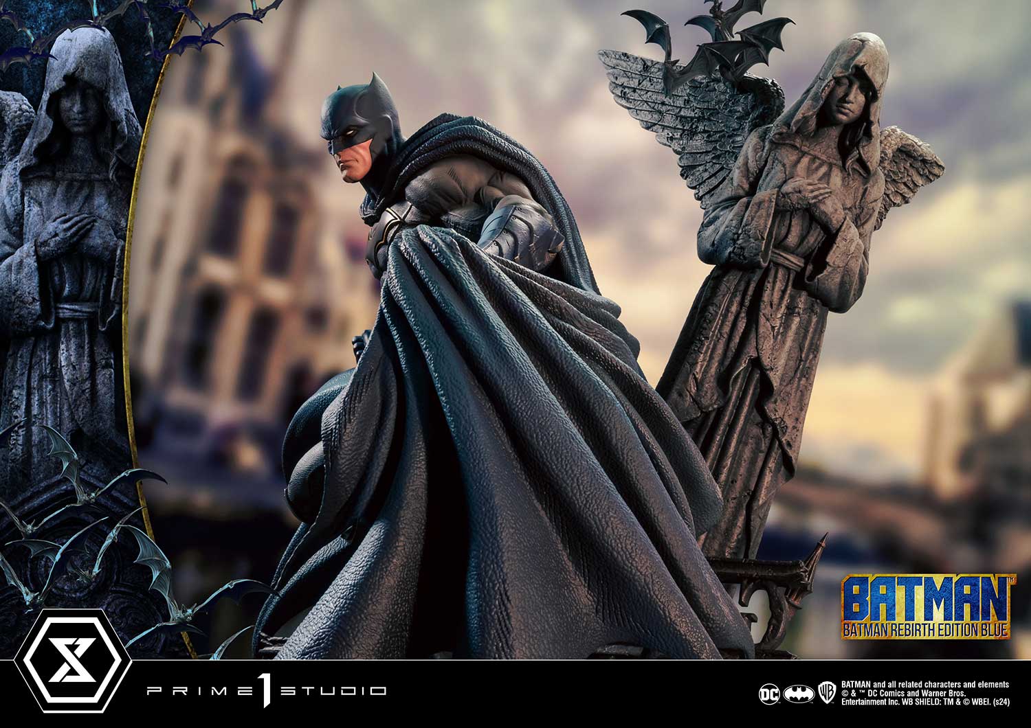 Ultimate Premium Masterline Batman (Comics) Batman Rebirth Edition (Blue)