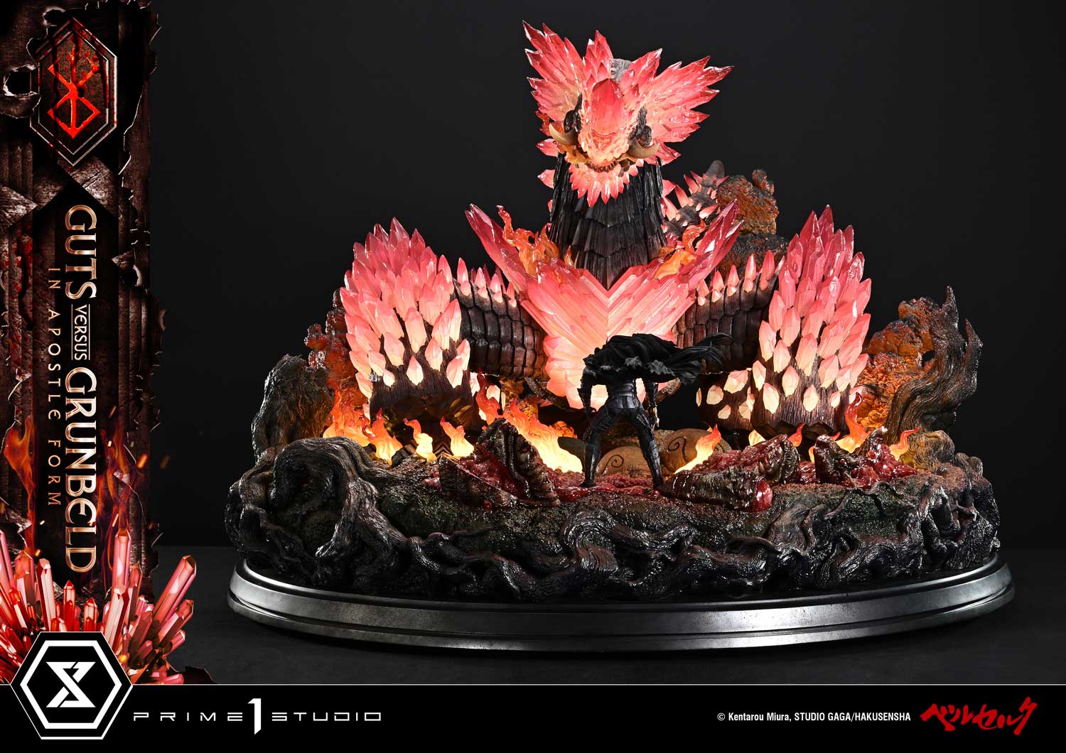Ultimate Diorama Masterline Berserk Guts Versus Grunbeld in Apostle Form