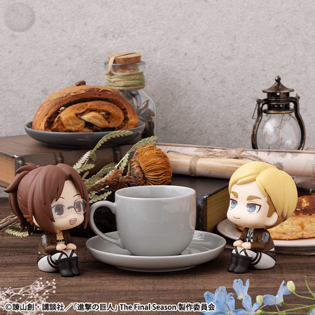 Lookup Attack on Titan Hange Zoe &amp; Erwin Smith set【with gift】 | 4535123848971