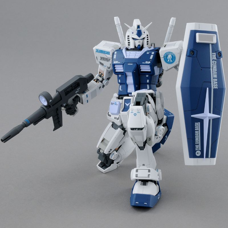 P-Bandai MG 1/100 The Gundam Base Limited RX-78-2 Gundam Ver.3.0 [The Gundam Base Color]