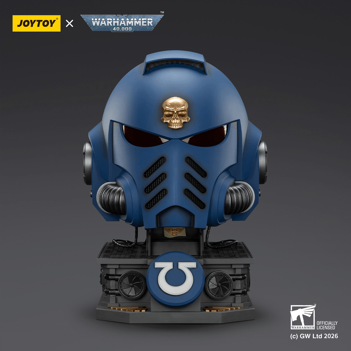 Ultramarines Captain MkX Helmet &amp; Display Stand | 6927054403745