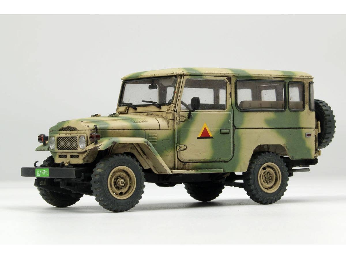 AK Interactive 1/35 FJ43 SUV with Hard Top Plastic Model Kit | 8435568314108