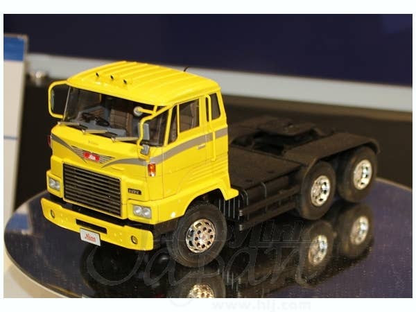 Aoshima 1/32 HINO HH TRACTOR | 4905083007730