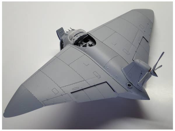 Aoshima 1/72 KONAN FUTURE BOY: FALCO | 4905083009451