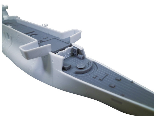 Aoshima 1/200 BARRACUDA