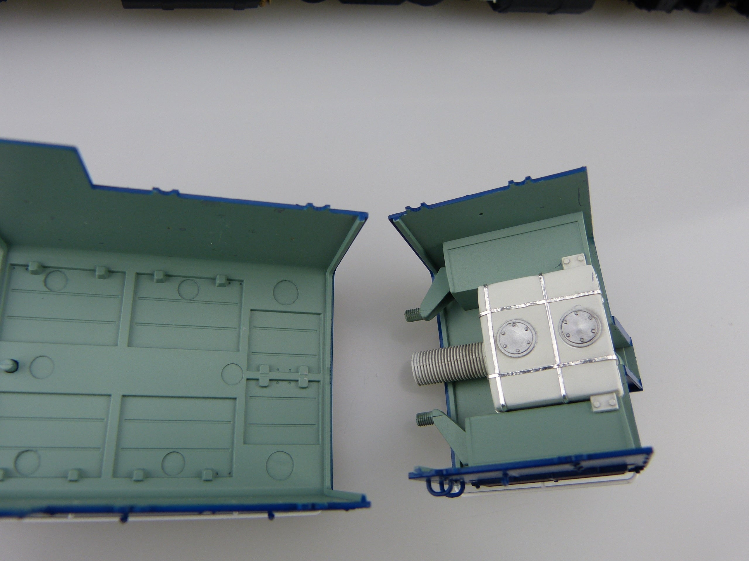 Aoshima 1/45 Diesel locomotive DD51 Limited Express Hokutosei | 4905083010006