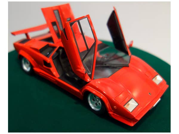 Aoshima 1/24 Lamborghini Countach 5000 QUATTROVALVOLE INJECTION Ver | 4905083011546