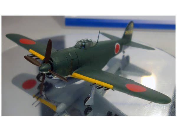 Aoshima 1/72 Kawanishi NIK3-Ja w/ Rocket Launcher | 4905083011720