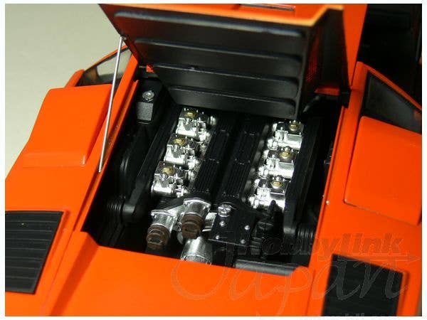 Aoshima 1/24 Lamborghini Countach LP400 | 4905083046708