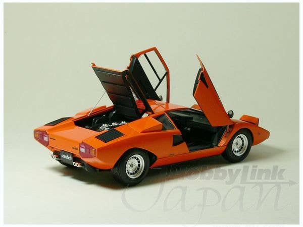 Aoshima 1/24 Lamborghini Countach LP400 | 4905083046708