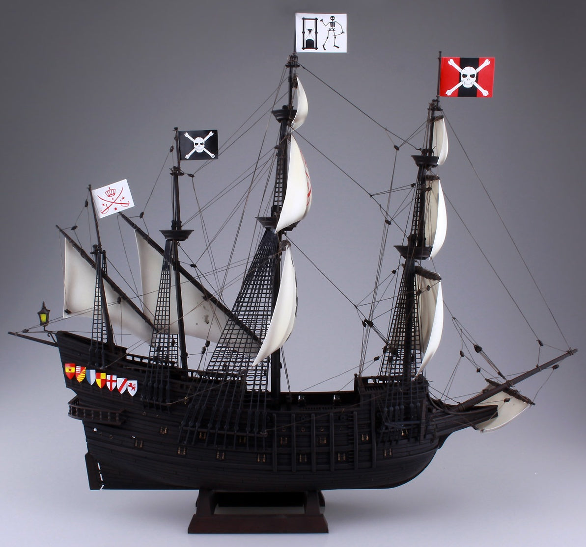 Aoshima 1/100 Pirate Ship