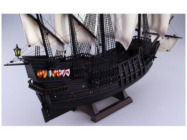Aoshima 1/100 Pirate Ship | 4905083055007