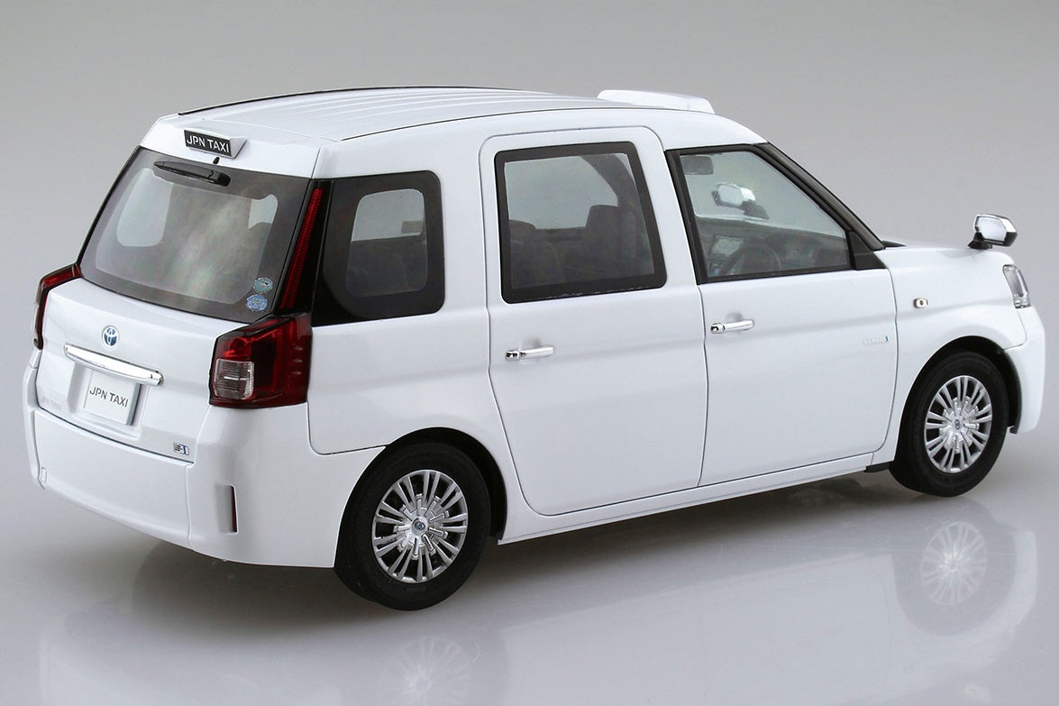 Aoshima 1/24 Toyota NTP10 JPN TAXI '17 SUPER WHITE | 4905083057124