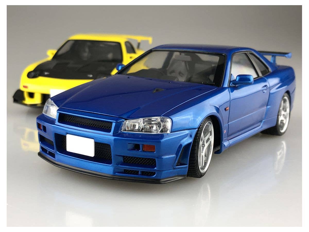 Aoshima 1/24 Initial D HOSINO KOZO BNR34 Skyline GT-R | 4905083057339