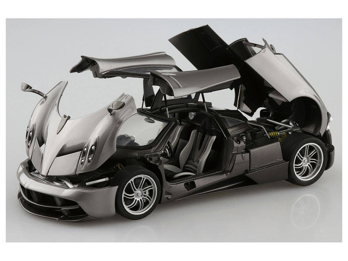 Aoshima 1/24 Pagani Huayra '12 | 4905083058060