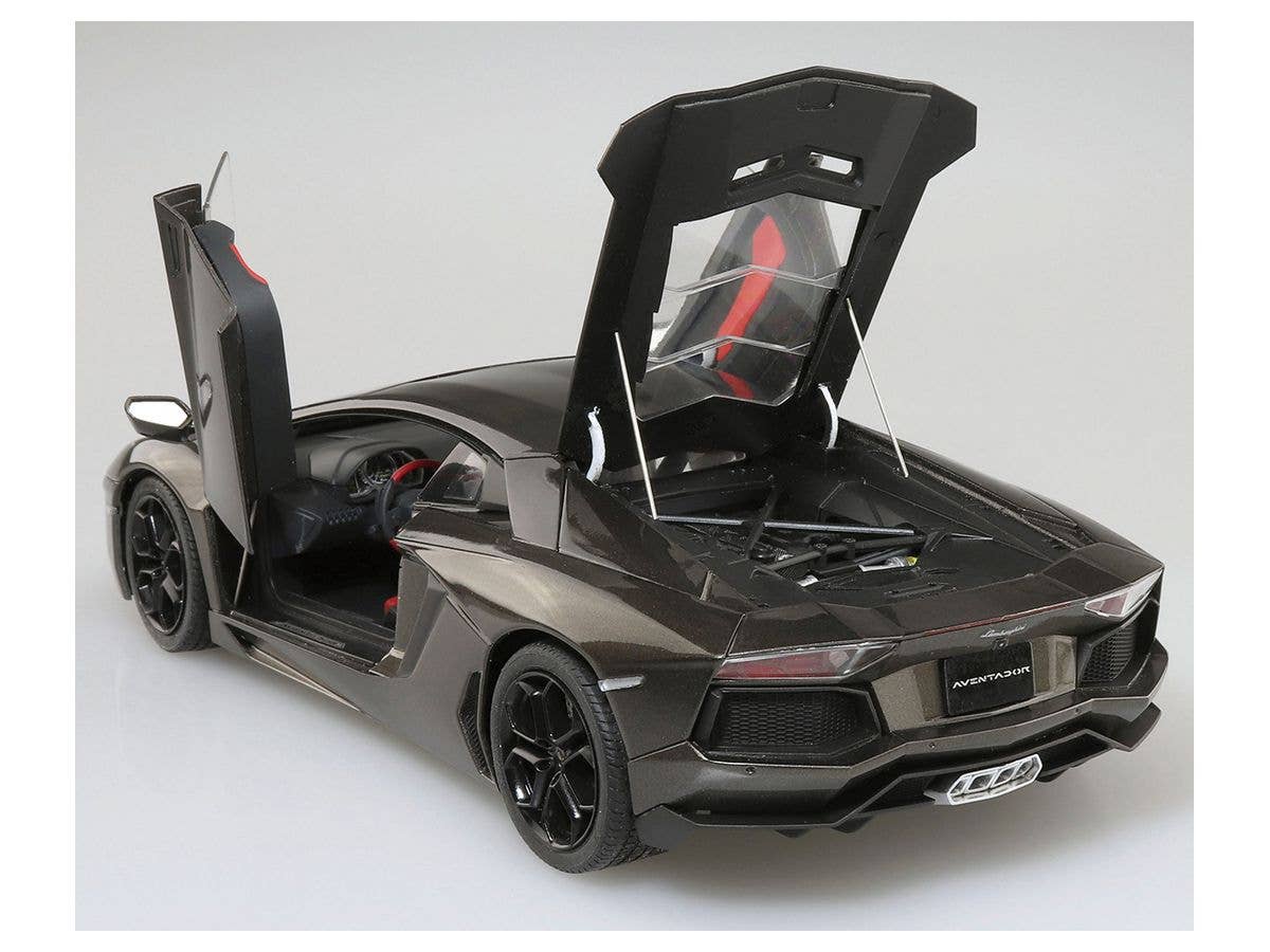 Aoshima 1/24 Lamborghini Aventador LP700-4 '11 | 4905083058640