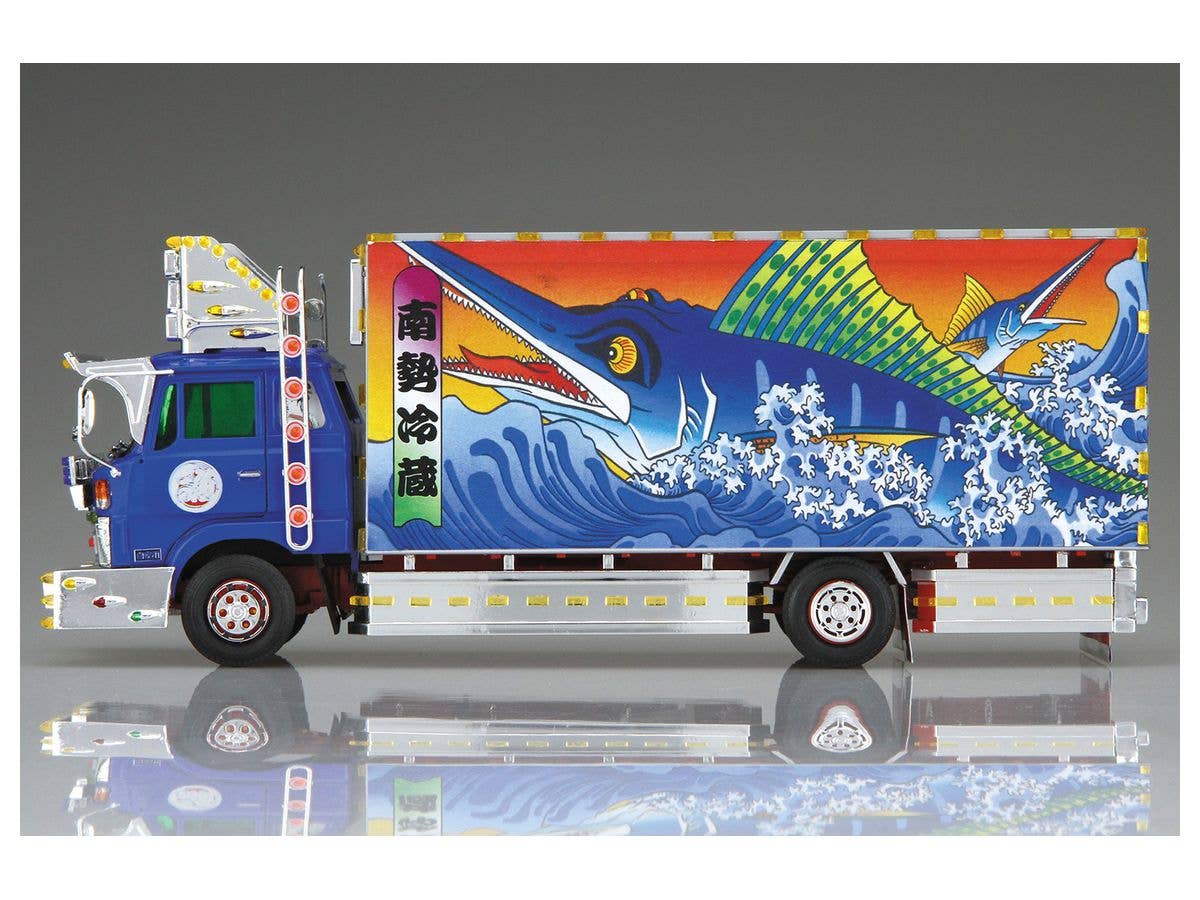 Aoshima 1/32 Nansei Special Liner Truck | 4905083059395