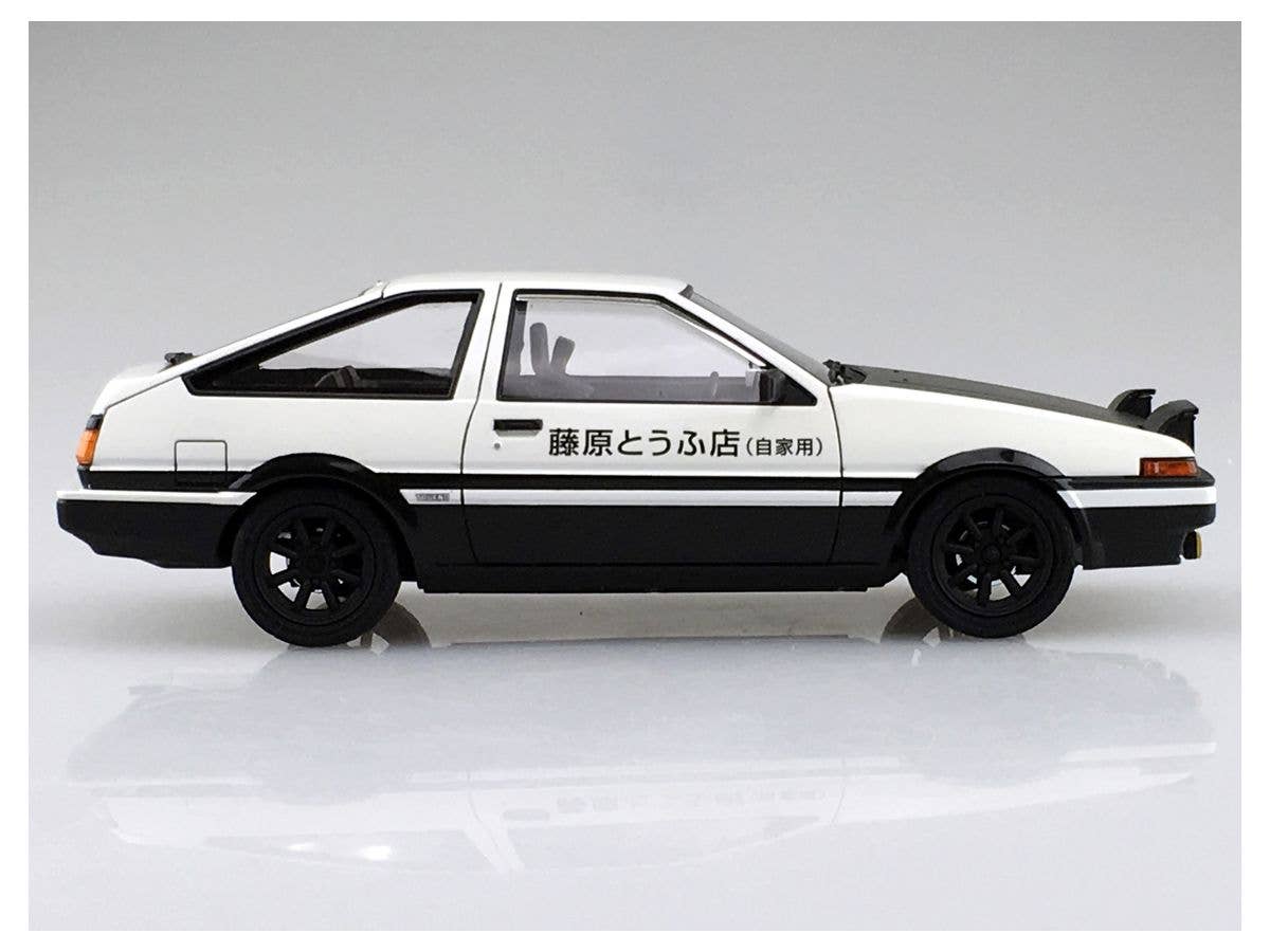 Aoshima 1/24 Initial D Toyota Fujiwara Takumi AE86 Trueno Project-D Ver. | 4905083059579