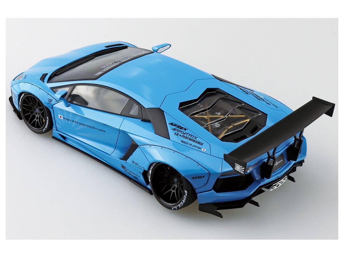 Aoshima 1/24 LB-Works Lamborghini Aventador Ver.1 | 4905083059890