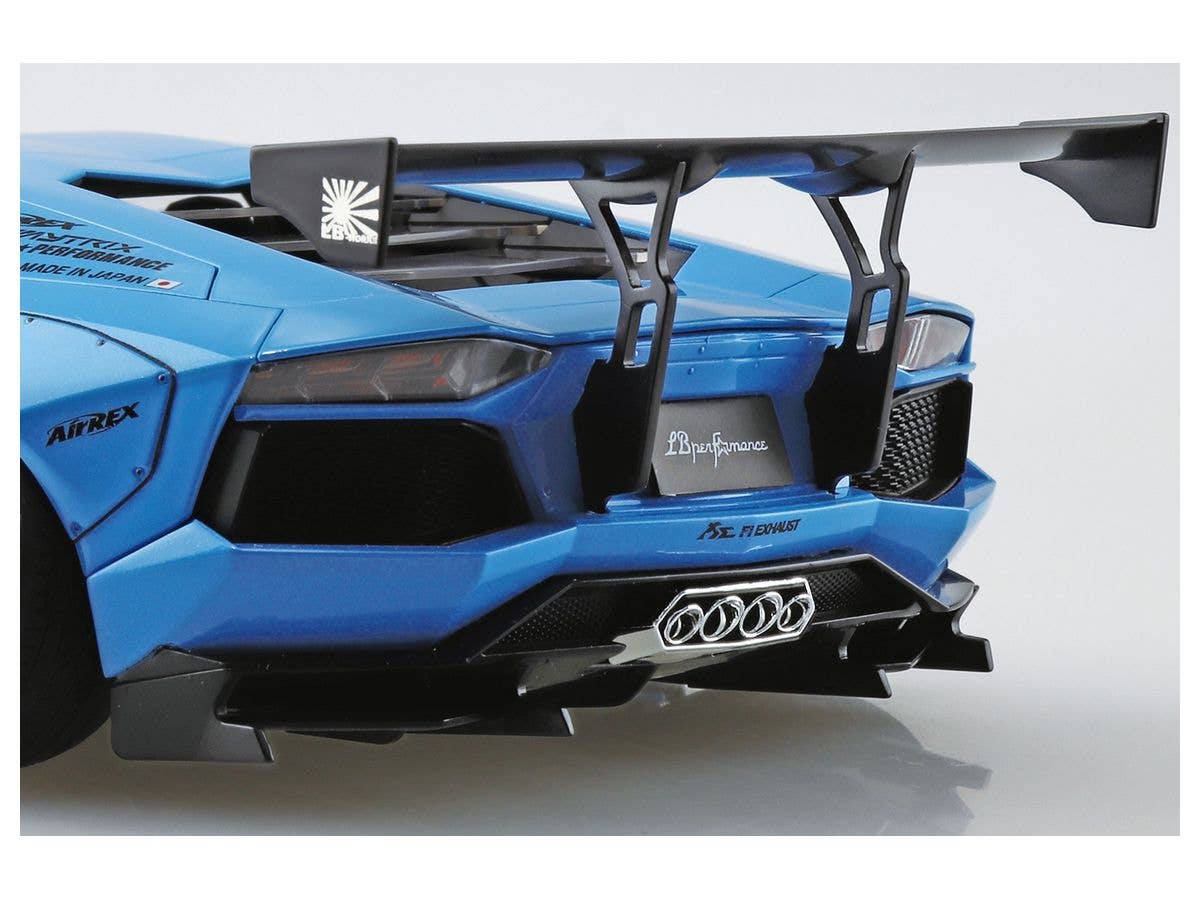 Aoshima 1/24 LB-Works Lamborghini Aventador Ver.1 | 4905083059890