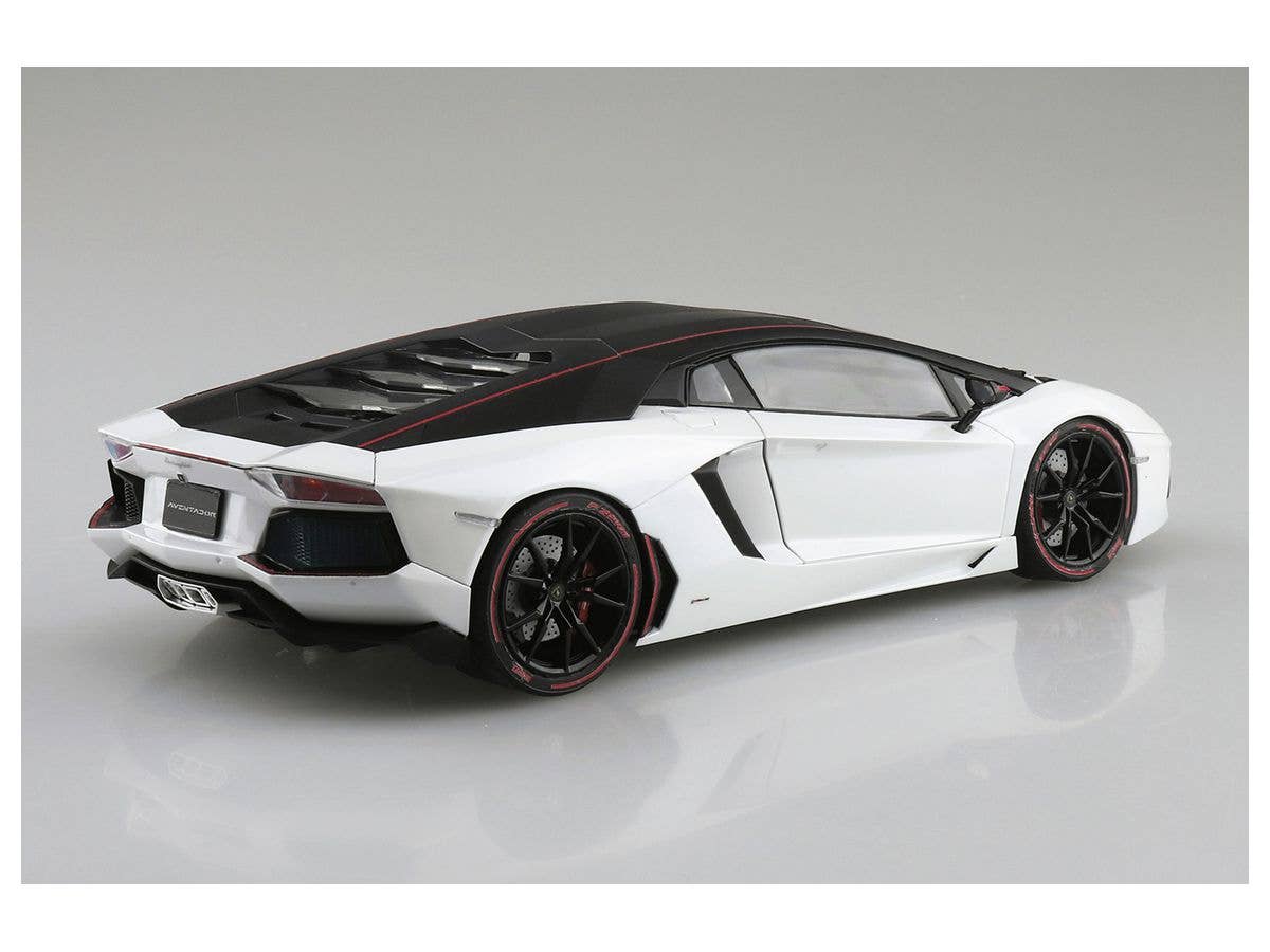 Aoshima 1/24 Lamborghini Aventador '15 Pirelli Edition | 4905083061213
