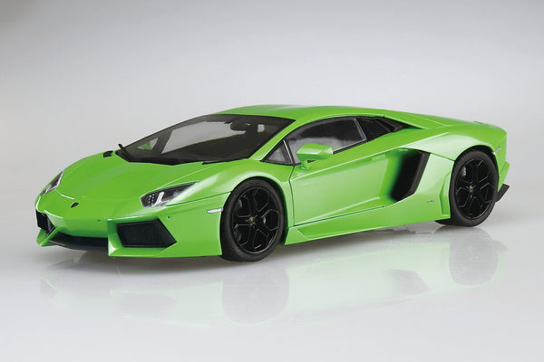 Aoshima 1/24 '11 Lamborghini Aventador Green Car