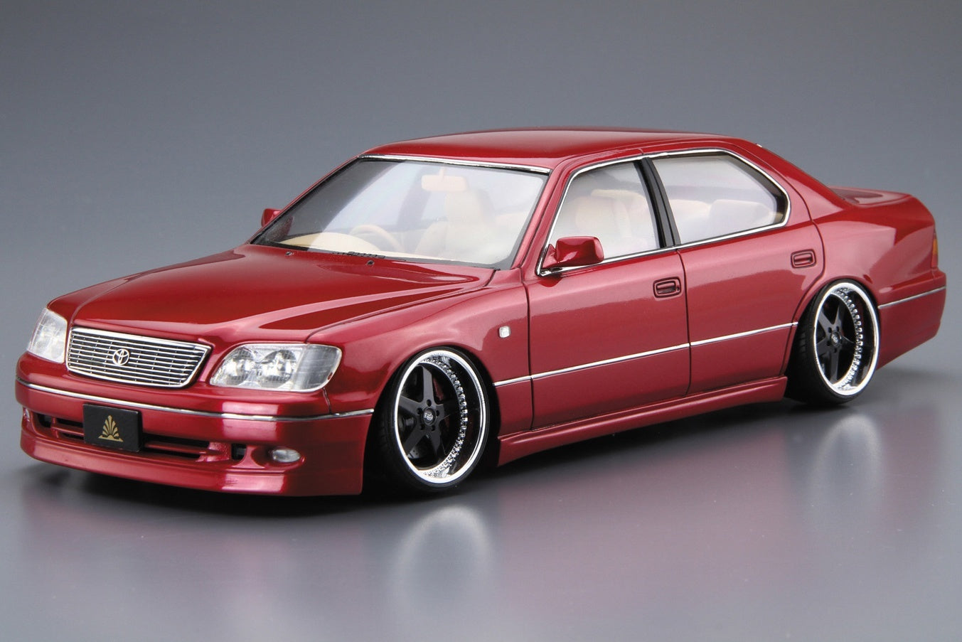 Aoshima 1/24 Auto Couture UCF21 Celsior '97 (Toyota) | 4905083062067
