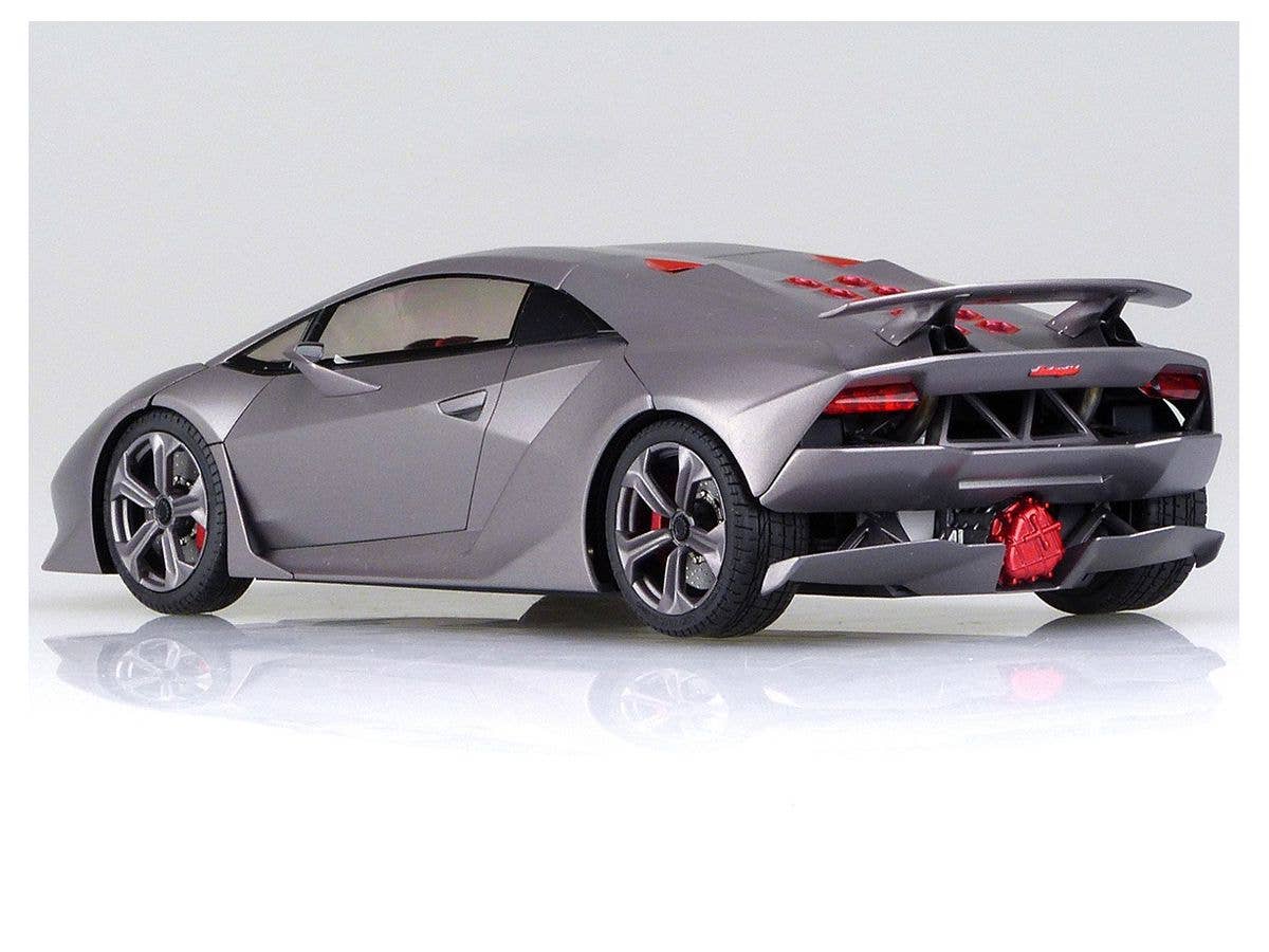 Aoshima 1/24 10 Lamborghini Sesto Elemento | 4905083062210