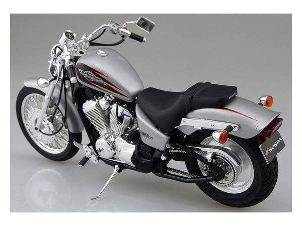 Aoshima 1/12 Honda NC26 Steed VSE '96 with Custom Parts | 4905083062685