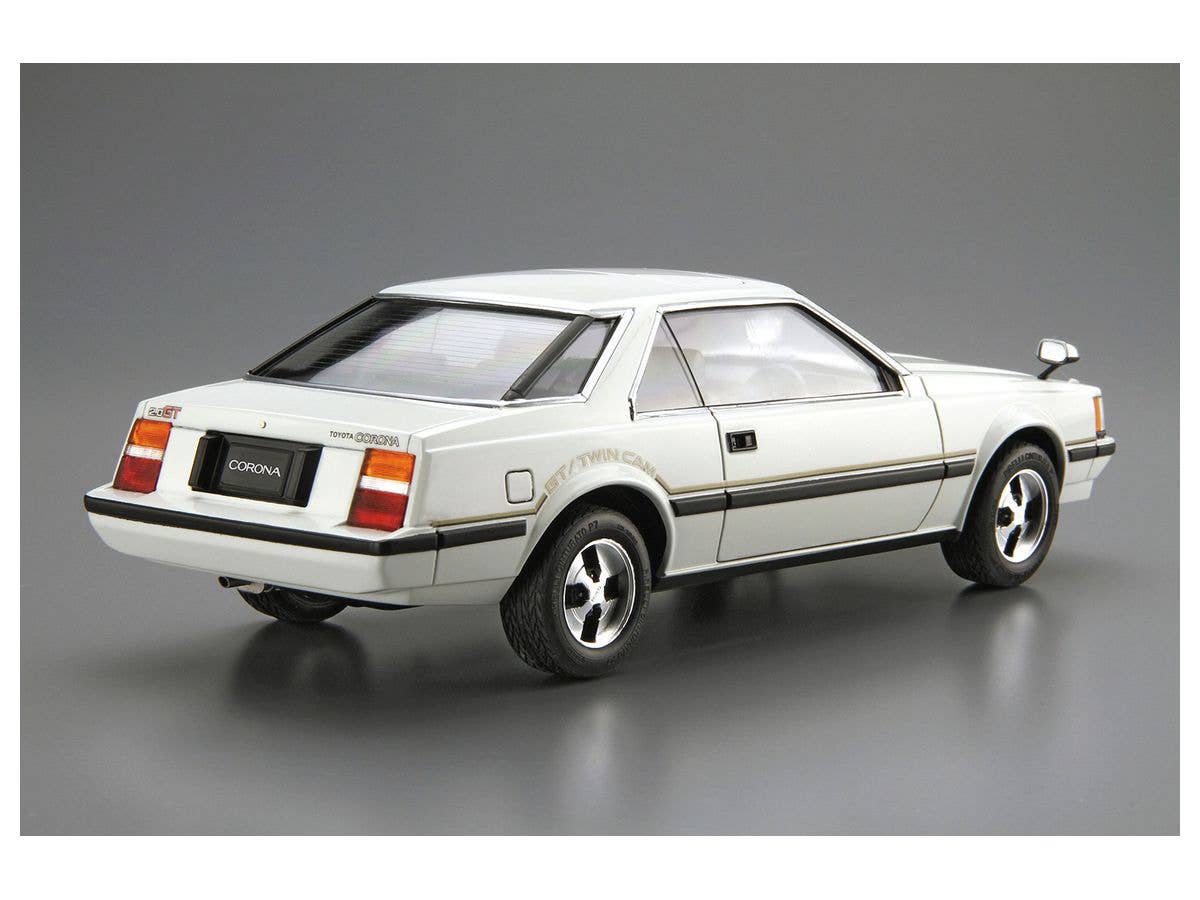 Aoshima 1/24 Toyota RT141 Corona Hardtop 2000GT '82 | 4905083062708
