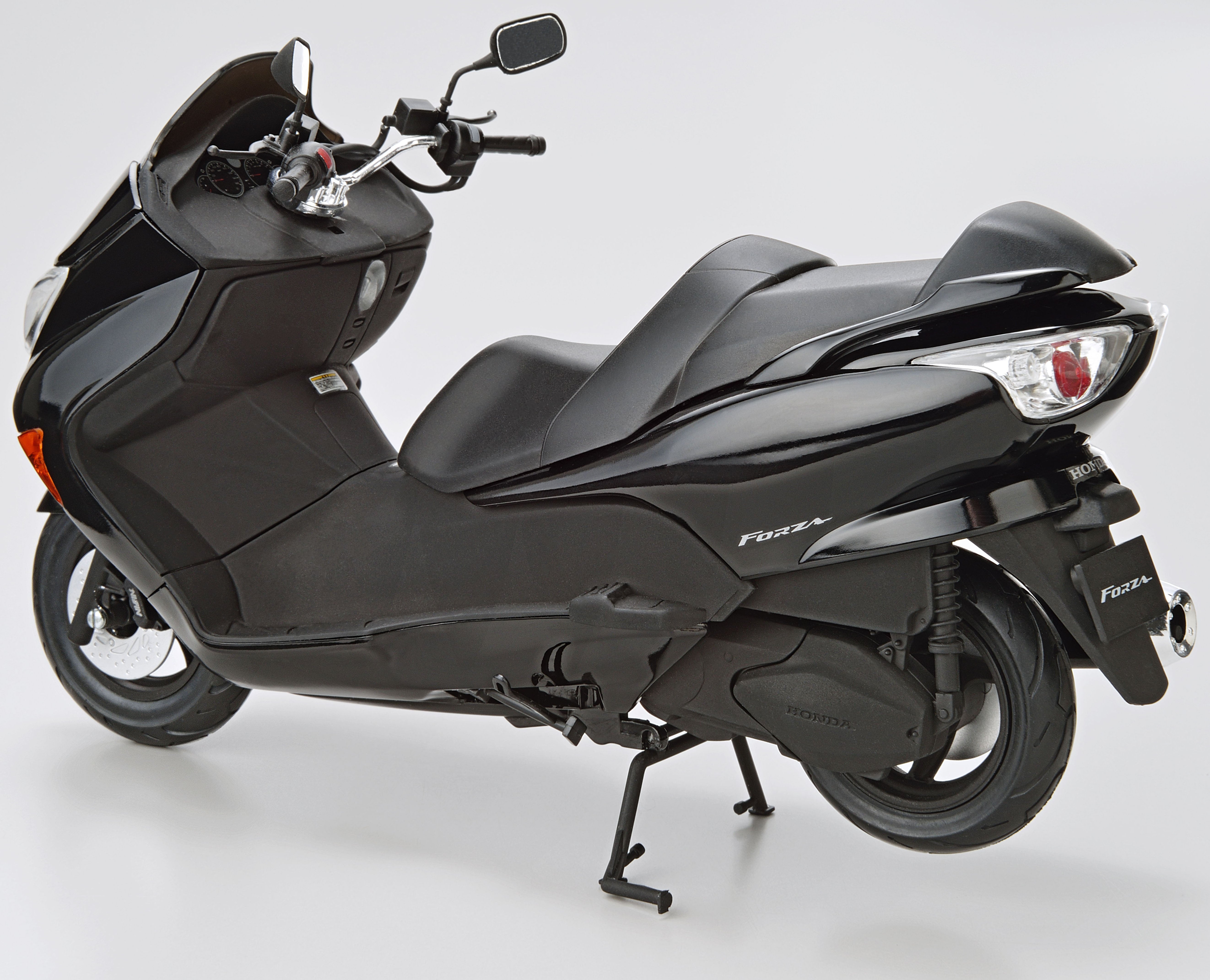 Aoshima 1/12 Honda MF08 Forza '06