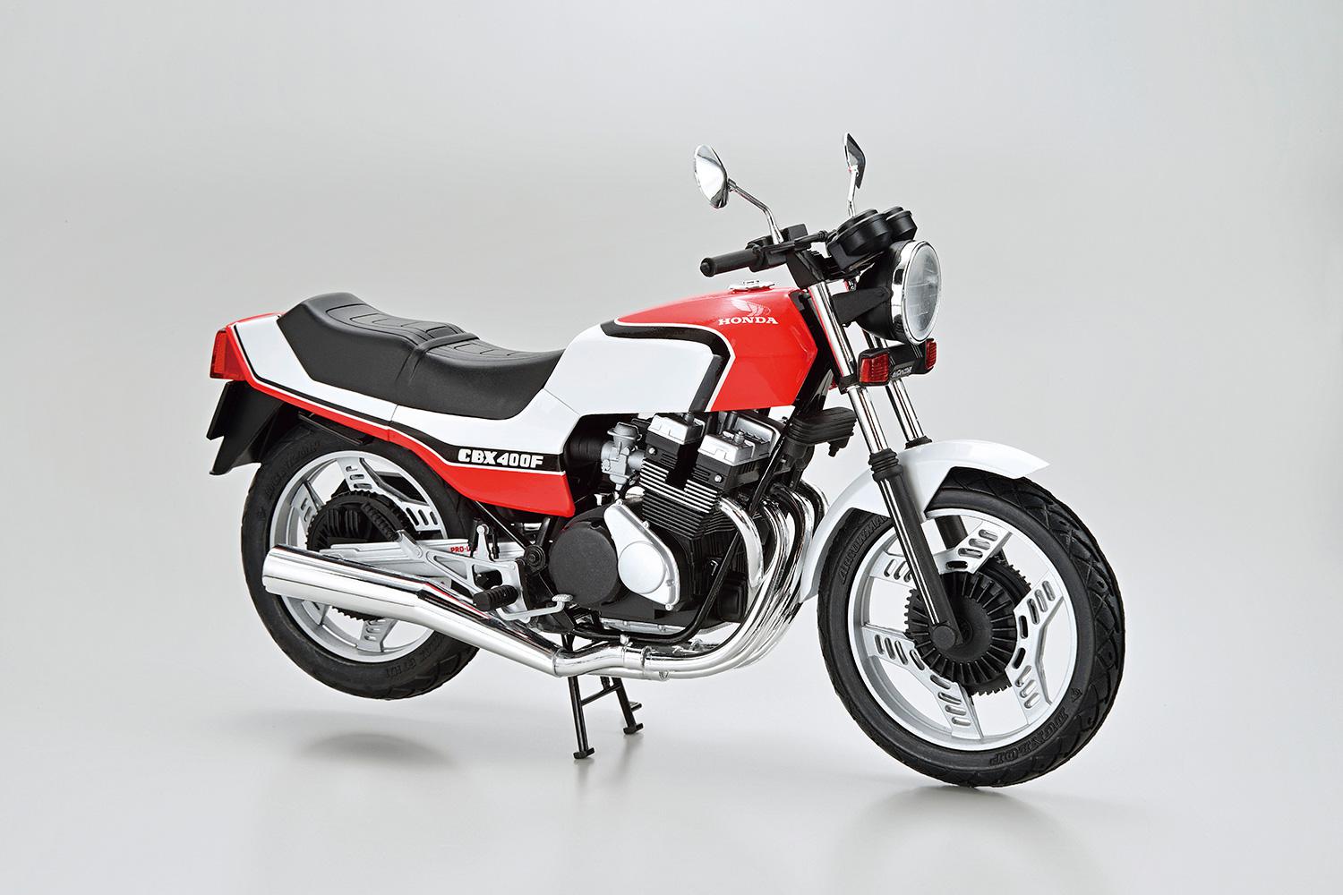 Aoshima 1/12 Honda NC07 CBX400F Candy Pearl Maui Red/Pearl Shell White '81
