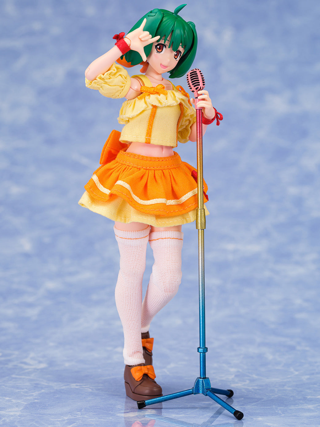 Aoshima V.F.G. Macross F VF-25F Messiah Ranka Lee Macross 40th Anniversary(4905083064252)