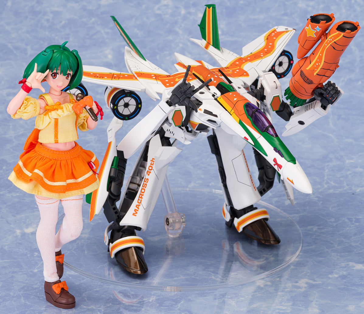 Aoshima V.F.G. Macross F VF-25F Messiah Ranka Lee Macross 40th Anniversary(4905083064252)