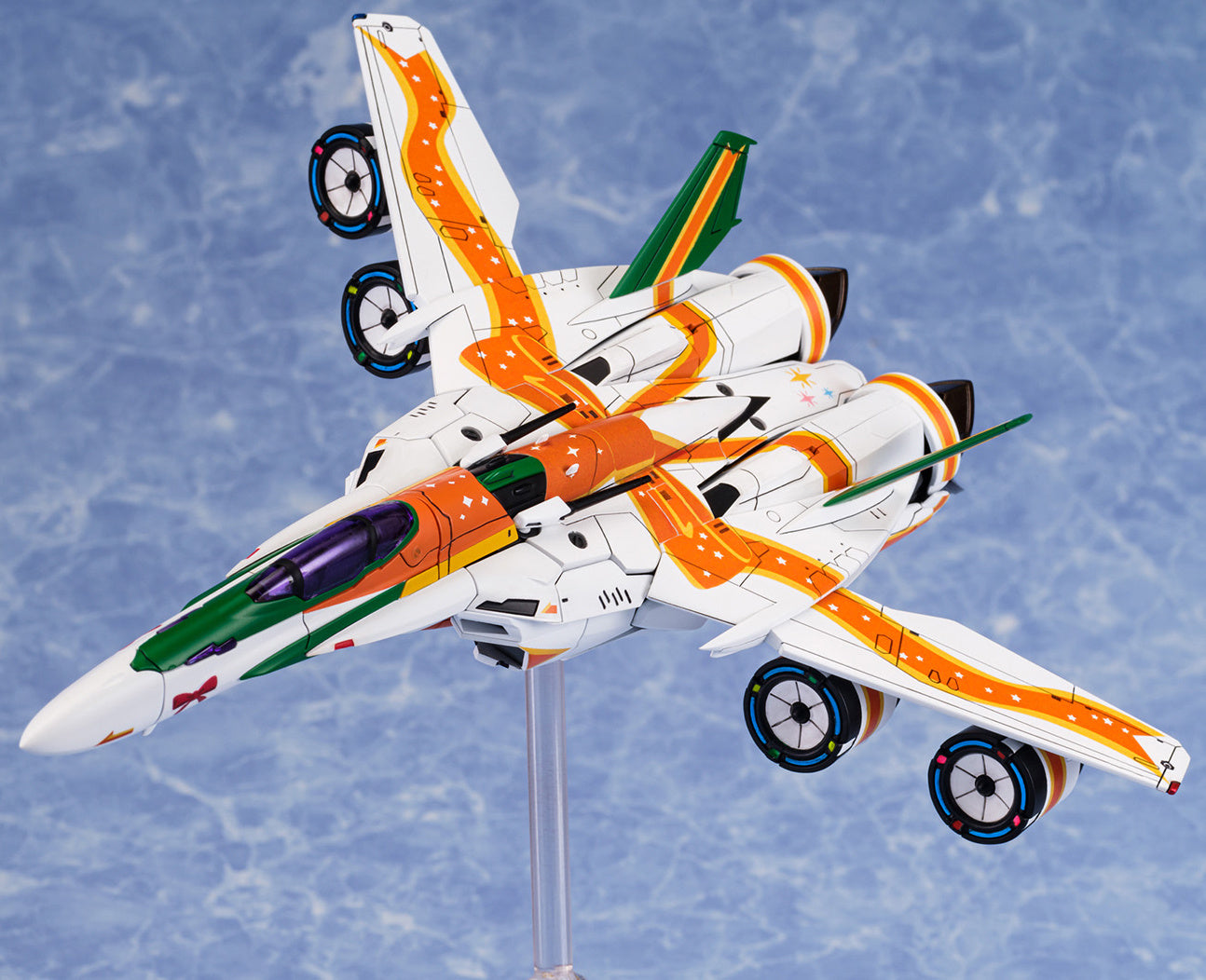 Aoshima V.F.G. Macross F VF-25F Messiah Ranka Lee Macross 40th Anniversary(4905083064252)