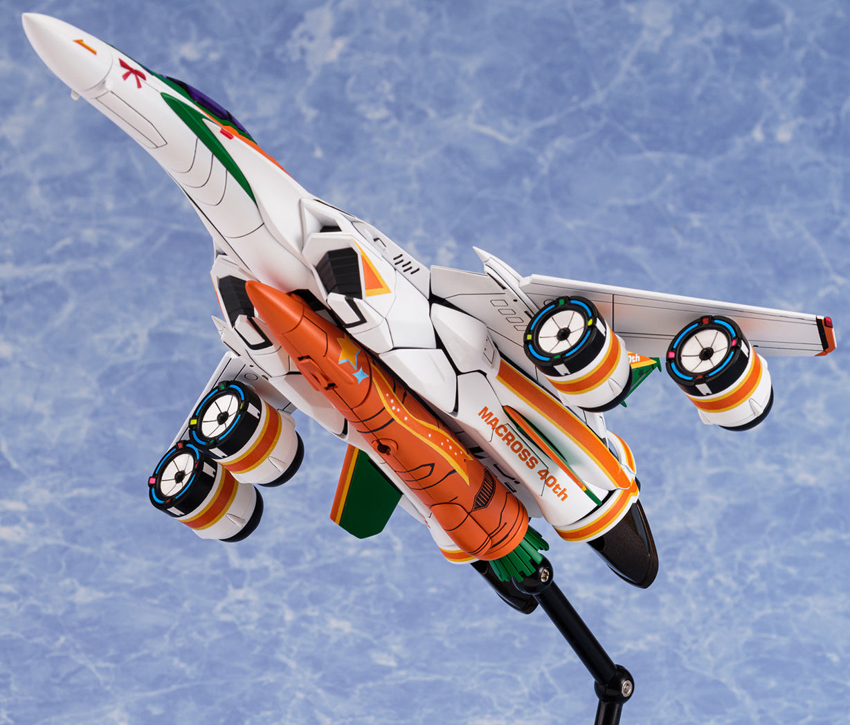 Aoshima V.F.G. Macross F VF-25F Messiah Ranka Lee Macross 40th Anniversary(4905083064252)