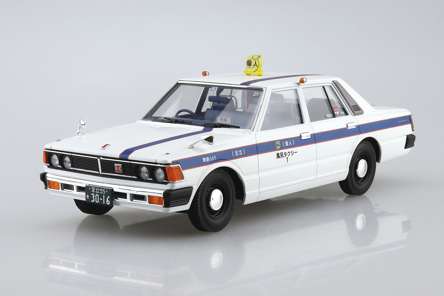 Aoshima 1/24 430 Cedric Sedan 200 Standard Privately Owned Taxi