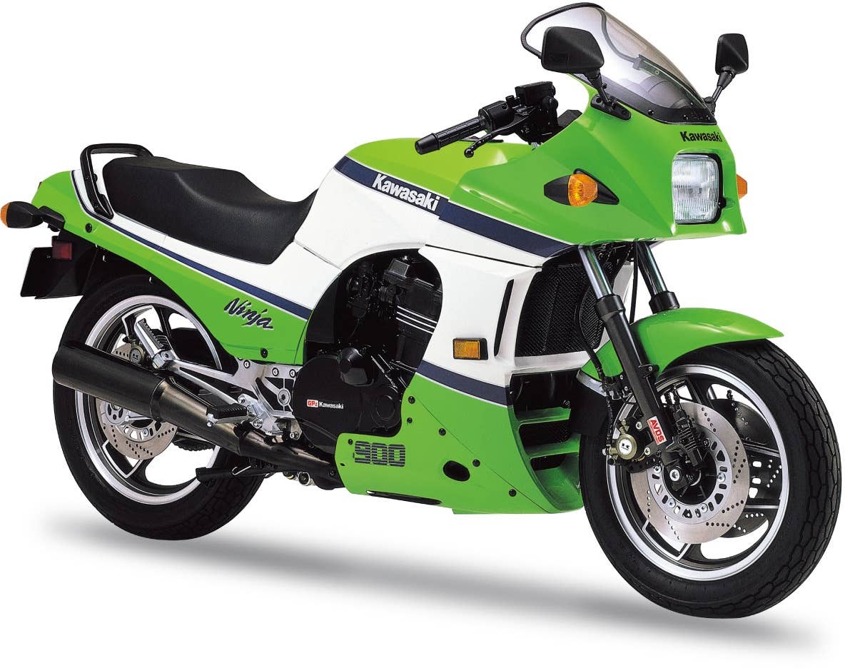 Aoshima 1/12 Kawasaki GPZ900R Ninja '85 | 4905083064993